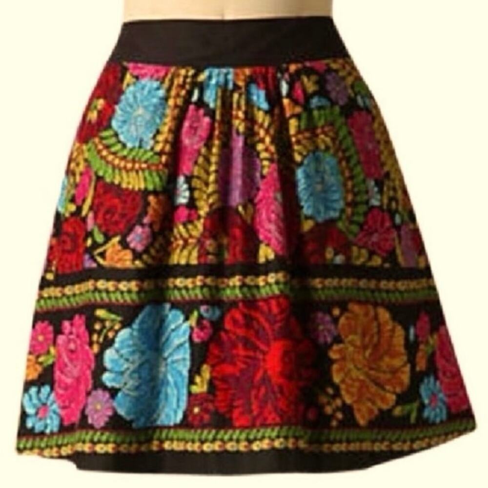 Edme & Esyllte X Antrhopologieβ Women's Trompe L'oeil Mini Skirt Floral Colorful